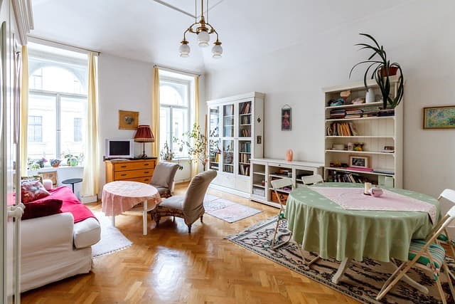 Step-by-Step Guide to Building a Bookshelf at Home
